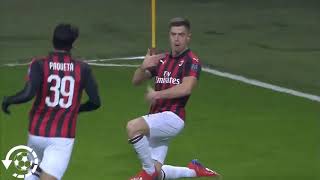 Piatek Gol Sevinci Milan [upl. by Analed124]