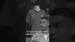 🎤 Cristiano Ronaldo parla di vivere il presente [upl. by Orme281]