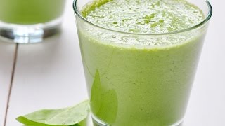 Smoothie quotSuper Greenquot PommeMangueCéleriEpinards [upl. by Godard]