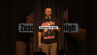 Zuschauer ist High auf Show comedy [upl. by Suanne167]