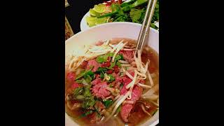 Soupe Pho au boeuf  phở bò  Beef Pho soup  Sopa Pho de darne [upl. by Avera925]