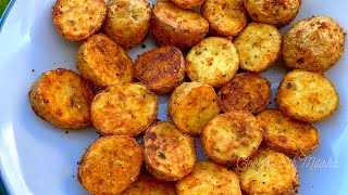 Roasted Potatoes  How To Make Crispy Roasted Potatoes In The Air Fryer [upl. by Sirahs]