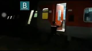 Poorva Express accident 20042019 [upl. by Hawk]