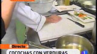 Receta de Cocochas con verduras ED [upl. by Nosnev]