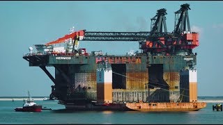 Dockwise Vanguard loading Hermod [upl. by Ezeerb]