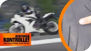 Nur 06mm Reifenprofil Lässt die Polizei das Motorrad weiterfahren  Achtung Kontrolle kabel eins [upl. by Yvan]