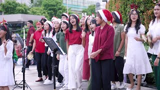 Indonesian singers spread Christmas joy on the streets of Jakarta  AFP [upl. by Alvis]