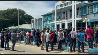 Regionieuws TV Suriname  Padieboeren en bedreigingen protesten  Medische specialisten staking [upl. by Norrehc]