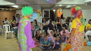 😎 CONCURSOS EN FIESTAS INFANTILES  TORRE DE ZAPATOS [upl. by Menedez]