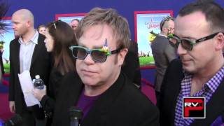 Elton John message to Lady Gaga  quotI Fcking Love Youquot  at The quotGnomeo and Juiletquot Premiere [upl. by Meunier]