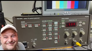 Philips PM5515 Color TV Pattern generator 1989 test teardown [upl. by Irahk]