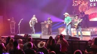 Big amp Rich Gretchen Wilson live Foxwoods [upl. by Alvy]