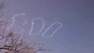 Airplane writes in the sky  Dallas Skywriting [upl. by Annauj926]