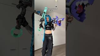 Fishbones supremacy but Ekko‘s Bat is too cool ngl cosplay jinx lol [upl. by Ecnadnac]