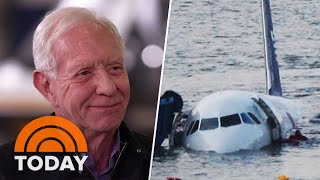 Sully reunites with rescue divers 15 years after ‘Miracle on Hudson’ [upl. by Barger294]