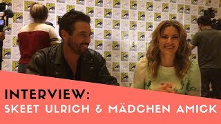 COMIC CON 2018  Skeet Ulrich and Mädchen Amick Talk Riverdale [upl. by Sixel]