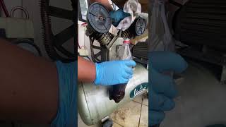 2HP Vespa Air Compressor Change Oil [upl. by Mcclary]