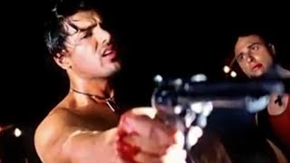 John Abraham Best Action Scene  लकीर फ़िल्म में जॉन अब्राहम का ज़बर्दस्त एक्शन सीन  Lakeer [upl. by Ezarras]