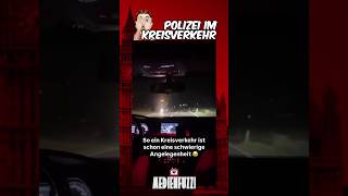 Polizei im Kreisverkehr 🫣👀 shortsfeed deutschland satire comedy politik diegrünen ampel [upl. by Ellehcer499]