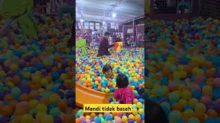 Mandi bola mandibola mainancocomelon kepil kepilwonosobo [upl. by Gruchot]