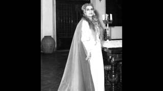 Soprano NORA LÓPEZ piangea cantandoAve maria OTELLO VERDI [upl. by Jeffries]