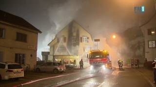 Schuhwerkstatt in Weinfelden brennt lichterloh [upl. by Etteve]