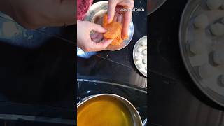 गाजर से बनाये गुलाब जामुन villagefood food recipe gajargulabjamun gajar [upl. by Ellimak]