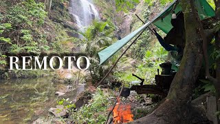 CACHOEIRA misteriosa de DIFÍCIL acesso Passar a NOITE aqui não é tarefa FÁCIL JACARÉS  MORCEGOS🏕️ [upl. by Bully]