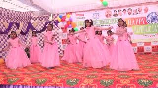 Aaj hai sunday mauj manao song dance [upl. by Chiang]