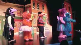 Seaworld Sesame Street Christmas 2015 [upl. by Airehtfele]