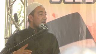 Ustaz Azhar Idrus  hukum pakaian yg dikhuatiri ada najis ketika solat [upl. by Dazhahs256]