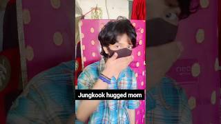 jungkook hug mom in airport😱Wait for end😭 shorts jungkook bts btsarmy [upl. by Gean]