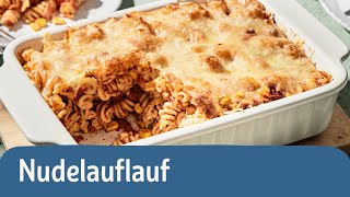 Einfacher Nudelauflauf – mit Tomatensoße Salami und Käse 🍅🧀  REWE Deine Küche [upl. by Corell]