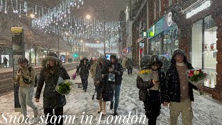 London SNOW Walk ⛄ Finally Snowing Central London 2022  London Best Christmas Lights tour in Snow [upl. by Hannej]