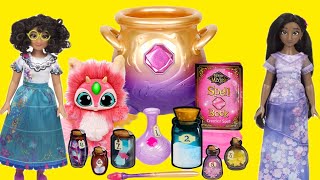 Magic Mixies Magic Cauldron Encanto Mirabel Creates￼ a magical Mixie for the Madrigal family [upl. by Asilem]