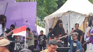 MOMONON ANAK PANTAI KONSER HKN  HARI KESEHATAN NASIONAL KE  60 [upl. by Gomer]