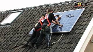 Zonnepanelen installeren  stap voor stap [upl. by Oiziruam]