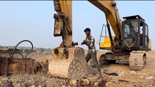 Removing breaker and attach bucket to SANY excavator full process [upl. by Sender114]