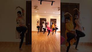 Kara Jano Valobese আমায় প্রশ্ন করে dance coverSrikanto Acharya Salil ChowdhuryOld Bengali Song [upl. by Elidad]