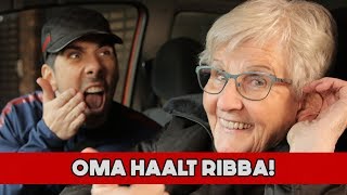 OMA PRAAT STRAATTAAL  MAROKKAAN GEEFT RIJLES Aflevering 10 Seizoen 4  Mertabi Sketch [upl. by Rephotsirhc]