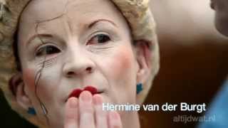 Werk Levend standbeeld Hermine van der Burgt [upl. by Swarts]