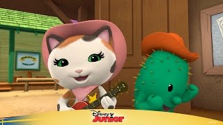 Sheriff Callie sjunger Rodeoclown  Disney Junior Sverige [upl. by Melessa586]