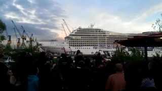 Cruise Ship playing Seven Nation Army [upl. by Nangem]