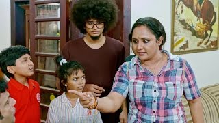 Uppum Mulakum│ സാധനം വിൽക്കാൻ വന്ന ചേച്ചിക്ക് കാശു കൊടുക്കുന്നു  Flowers│EP 324 [upl. by Oirram933]