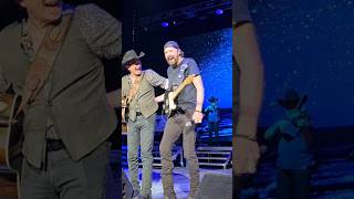 Brooks amp Dunn Neon Moon  Ronnie Dunn holding the note [upl. by Norvell864]