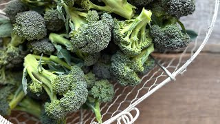 How an expert FREEZES BROCCOLI [upl. by Ardie]