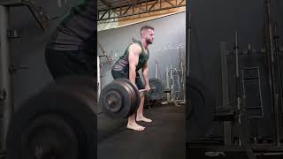 Levantamento terra de 210kg 5rep [upl. by Esinnej]