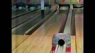 Duckpin Bowling  Amateur Duckpin Tour 3  1988  the former Greenway Bowl East  Baltimore MD [upl. by Eisserc621]