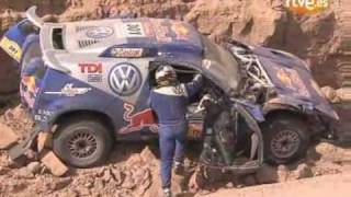 Carlos Sainz crashes in Rally Dakar 2009 [upl. by Drawdesemaj]