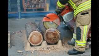 Feuerwehr Tuttlingen  Ausbildung an den Rettungssägen [upl. by Alleinnad]